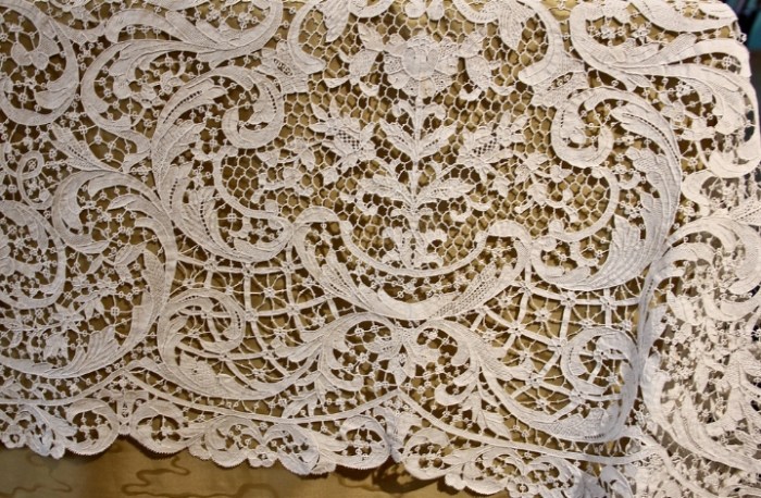 Core Craftsmanship of Burano Lace Core Craftsmanship of Burano Lace